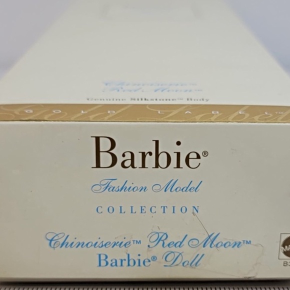 Chinoiserie Red Moon Genuine silkstone Body Gold Label Barbie 2004 - Picture 6 of 6